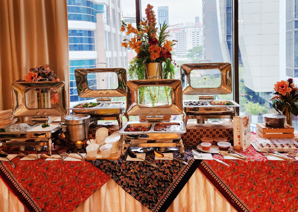 How To Pair Buffet Menus Seamlessly With Event Themes