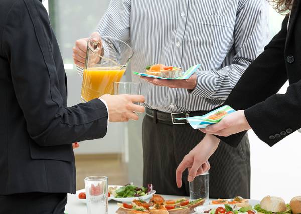 How Healthier Choice Buffet Menus Boost Work Productivity